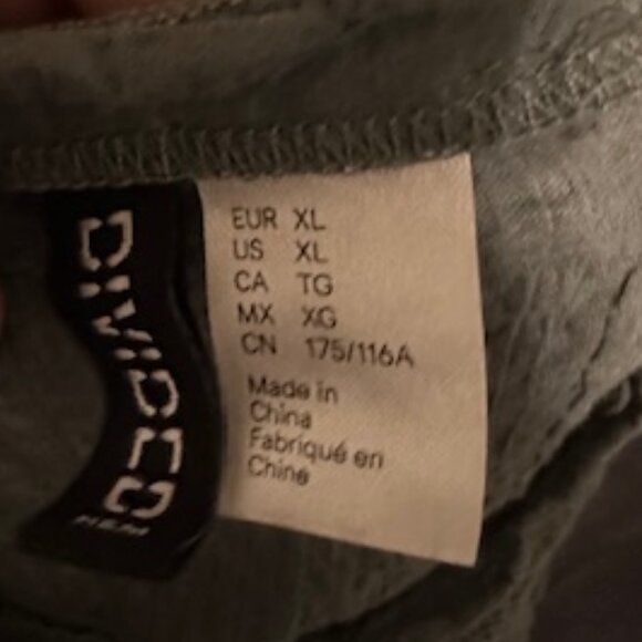 DIVIDED Dress Size XL - Picture 4 of 4